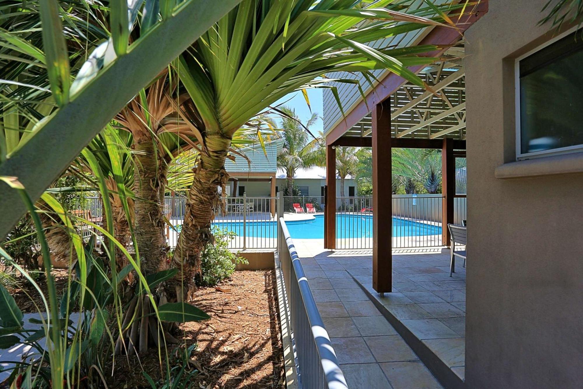 Woodgate Beach Houses Екстериор снимка